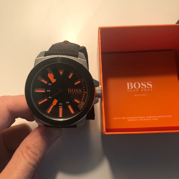 Watch - Picture 2 of 4